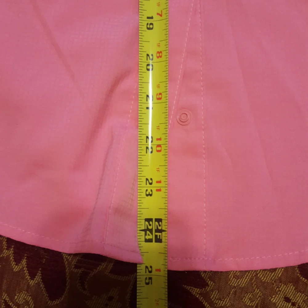 Beautiful Columbia PFG sleeveless top - Picture 9 of 10